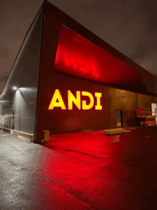 Ettevõtte nimi on Andi Mööbel OÜ